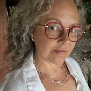 Meet your Posher, Luisa